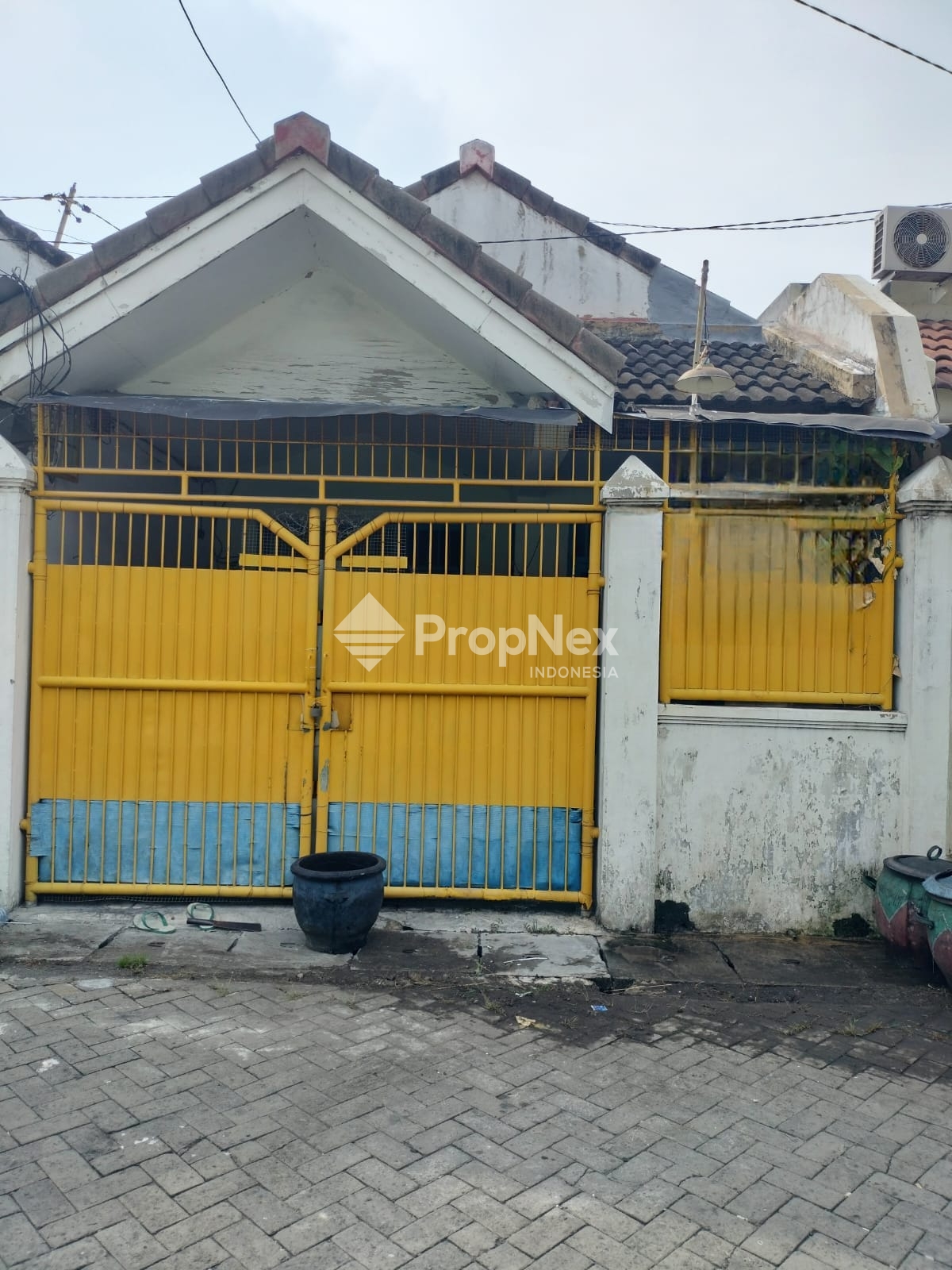 Rumah Lebak Permai Disewakan 1 Lantai Murah